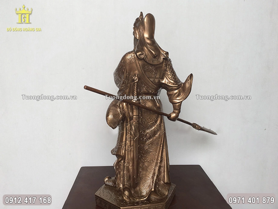 Không gian phòng khách, phòng làm việc là nơi thích hợp đặt tượng